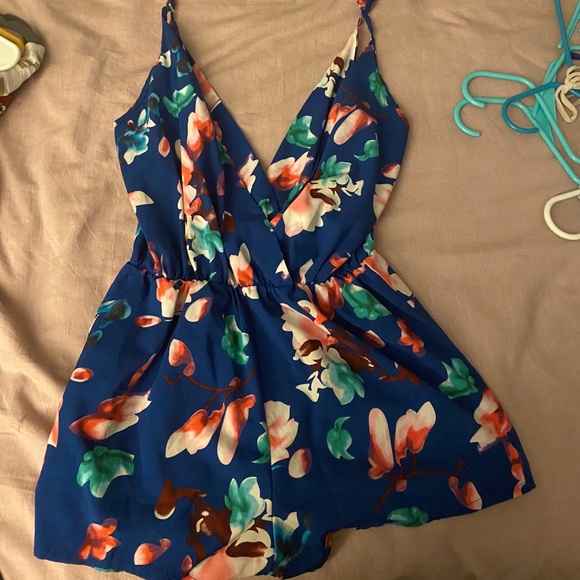 Blue floral romper - Picture 1 of 2